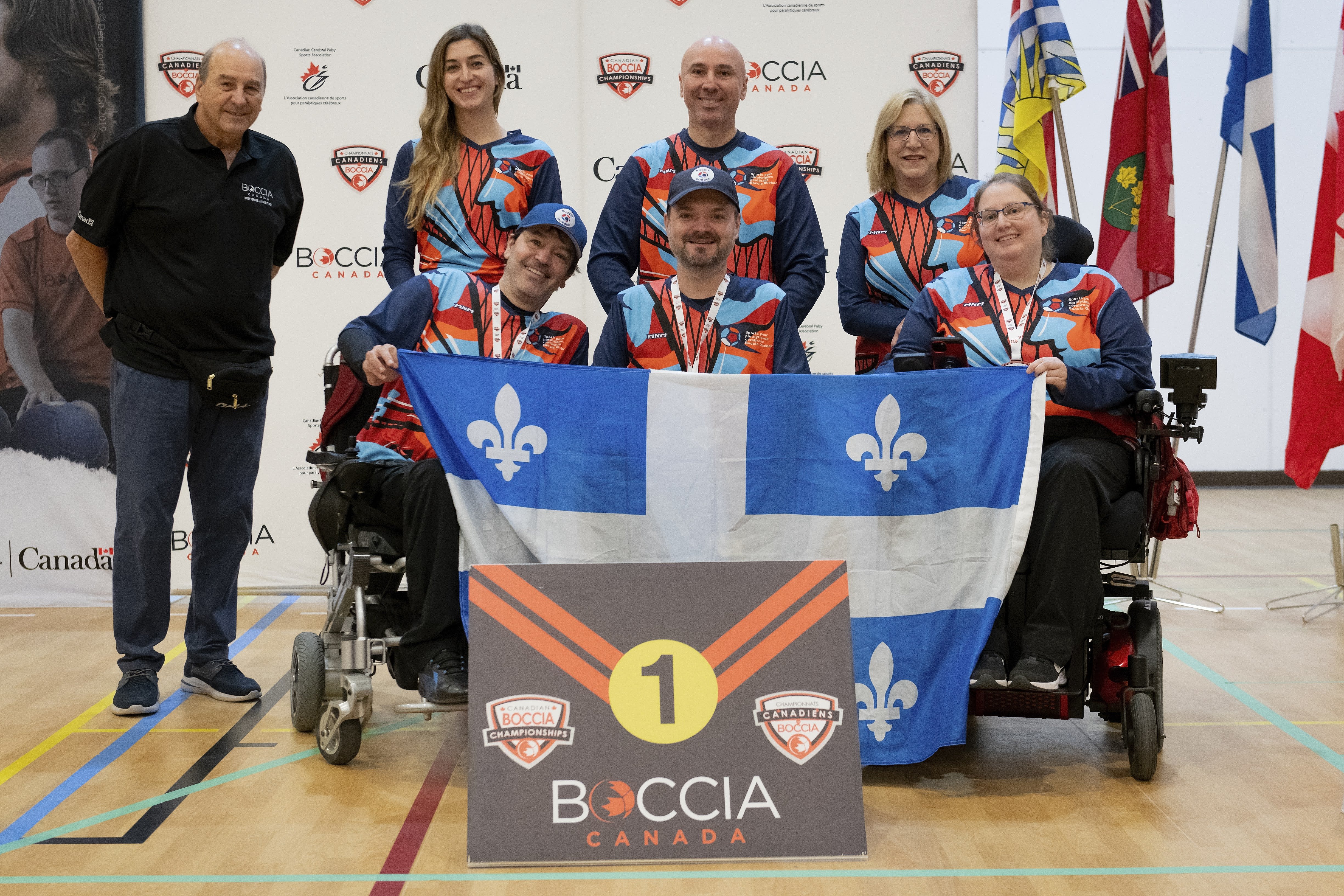 Podiums BC1 au tournoi CIVA, médaille d'or Krystel Larose,  médaille d'argent Dorya Belal, médaille de bronze Mario Girard